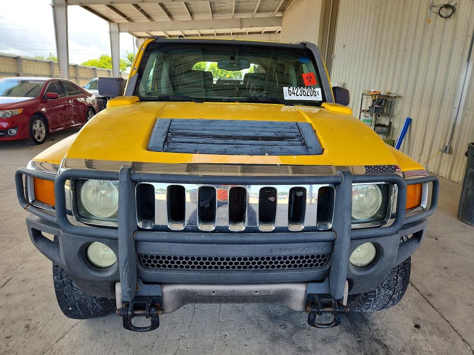 Photo 5 from auction – 2006 HUMMER H3 with VIN 5GTDN136768114640