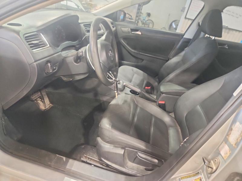 Photo 7 from auction – 2011 VOLKSWAGEN JETTA with VIN 3VWDX7AJ9BM324848