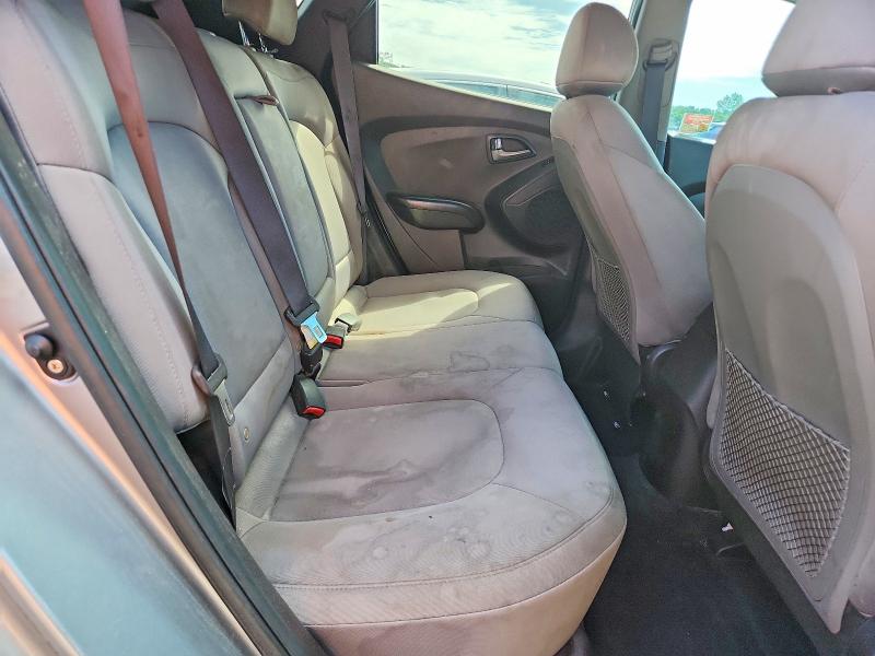 Photo 11 from auction – 2015 HYUNDAI TUCSON with VIN KM8JTCAFXFU077262