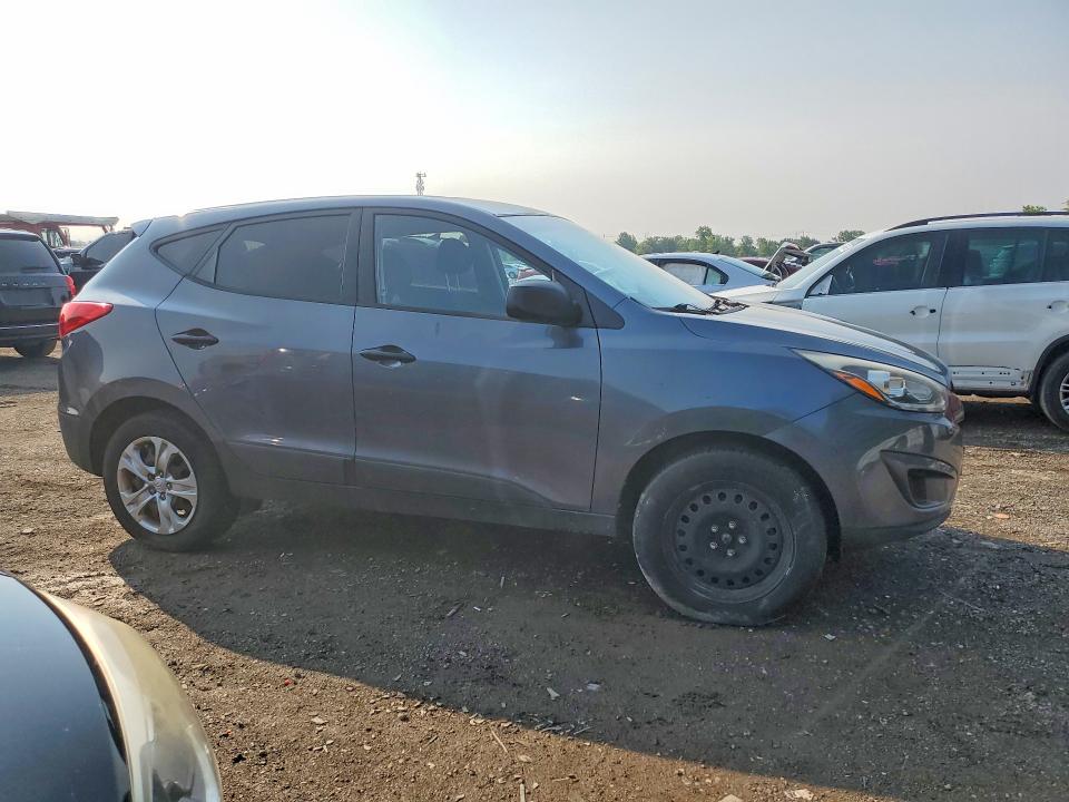 Photo 4 from auction – 2015 HYUNDAI TUCSON with VIN KM8JTCAF7FU084301