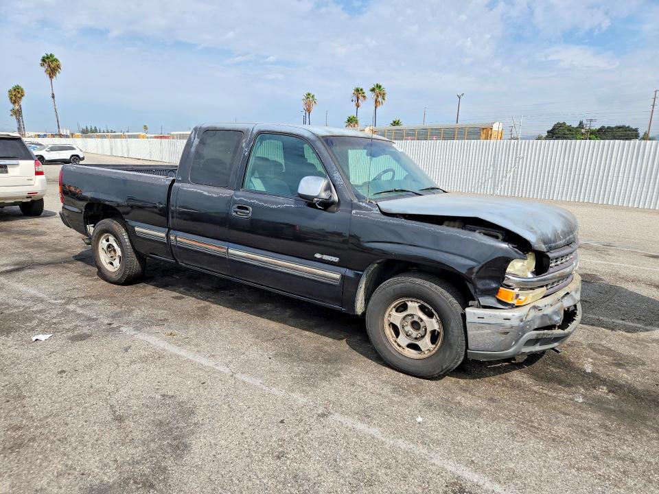 Photo 4 from auction – 2001 CHEVROLET SILVERADO with VIN 2GCEC19T611407679