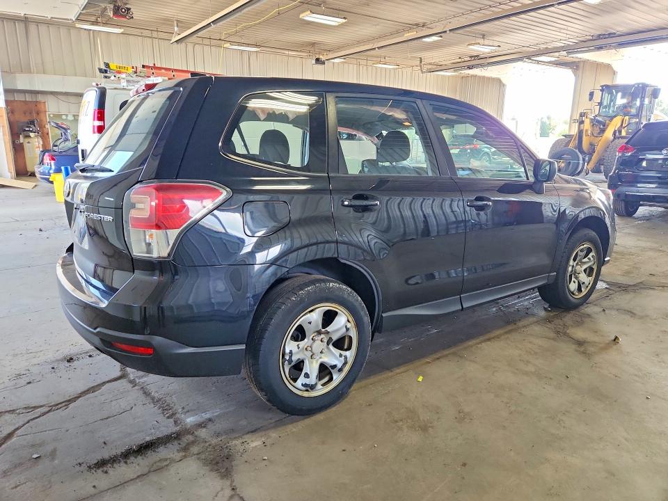 Снимка 3 от търг – 2018 SUBARU FORESTER с VIN JF2SJAACXJH538956