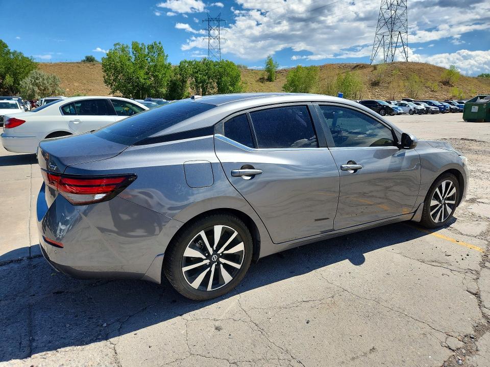 Photo 3 from auction – 2021 NISSAN SENTRA with VIN 3N1AB8CV6MY287282