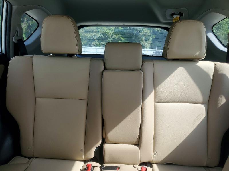 Photo 10 from auction – 2015 TOYOTA RAV4 with VIN 2T3DFREV1FW383847
