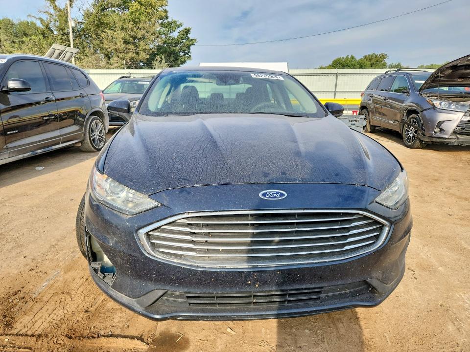 Photo 5 from auction – 2020 FORD FUSION with VIN 3FA6P0HD1LR126701