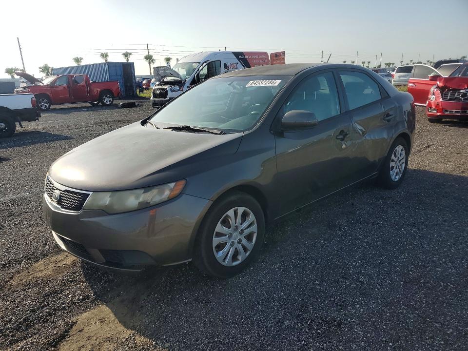Zdjęcie 1 z aukcji – 2012 KIA FORTE z VIN KNAFU4A22C5585108