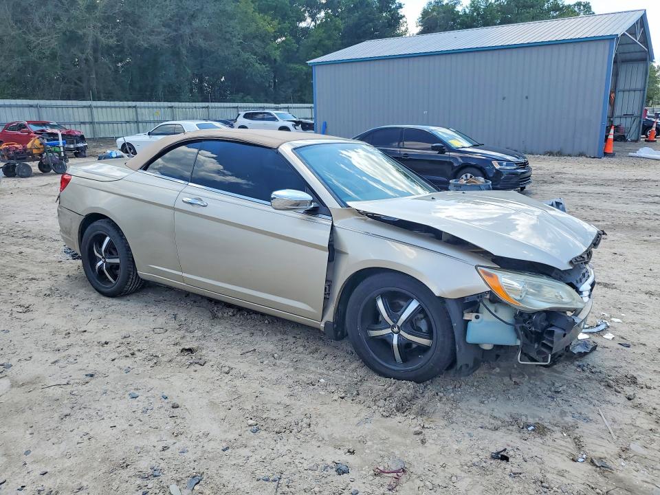 Photo 4 from auction – 2013 CHRYSLER 200 with VIN 1C3BCBFG8DN669078