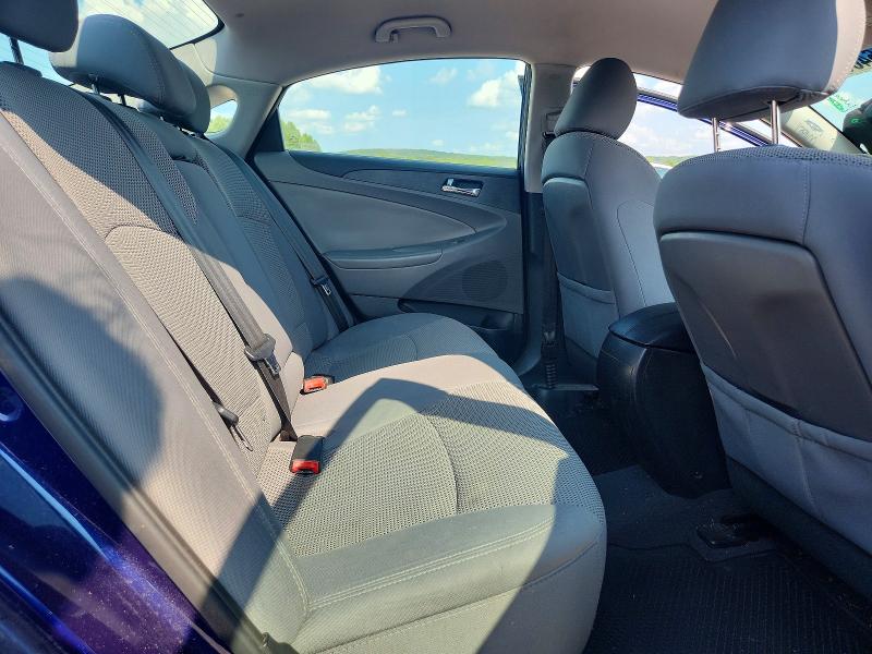 Photo 10 from auction – 2014 HYUNDAI SONATA with VIN 5NPEB4AC6EH825650