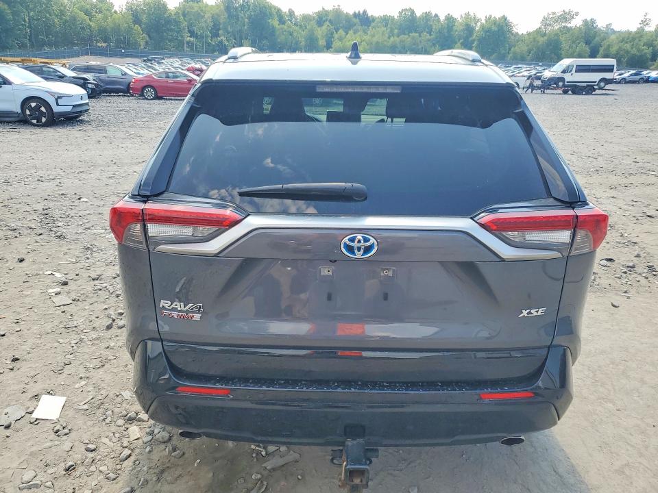 Photo 6 from auction – 2021 TOYOTA RAV4 PRIME with VIN JTMFB3FV1MD011161