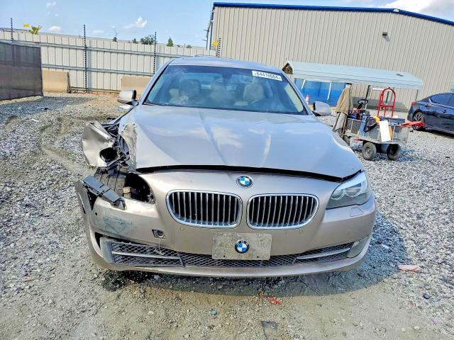 Photo 5 from auction – 2013 BMW 528 with VIN WBAXH5C53DDW14872
