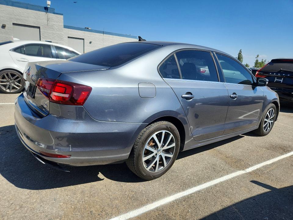 Photo 3 from auction – 2017 VOLKSWAGEN JETTA with VIN 3VWDB7AJ9HM366461