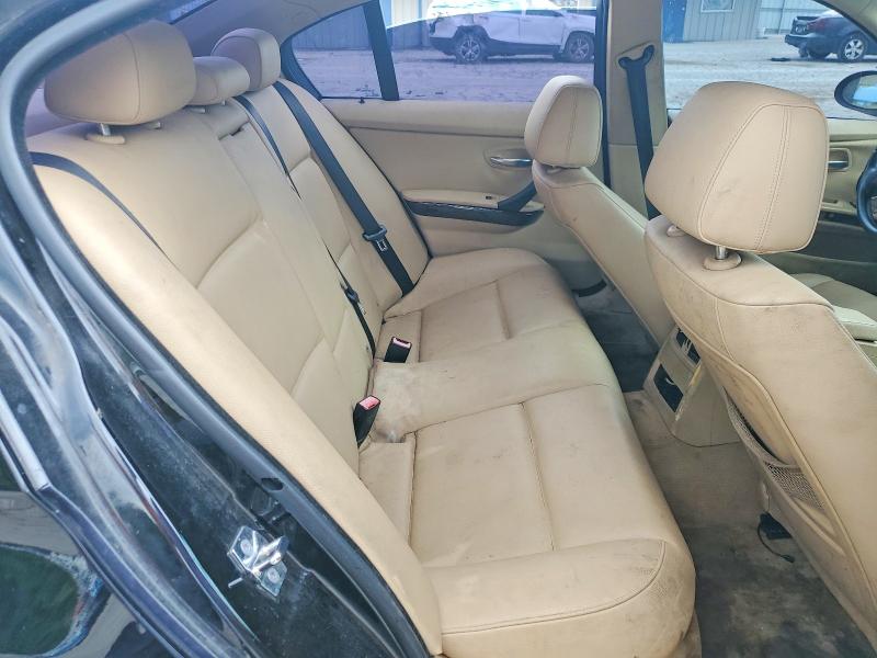 Photo 10 from auction – 2008 BMW 328 with VIN WBAVA37518NL47130