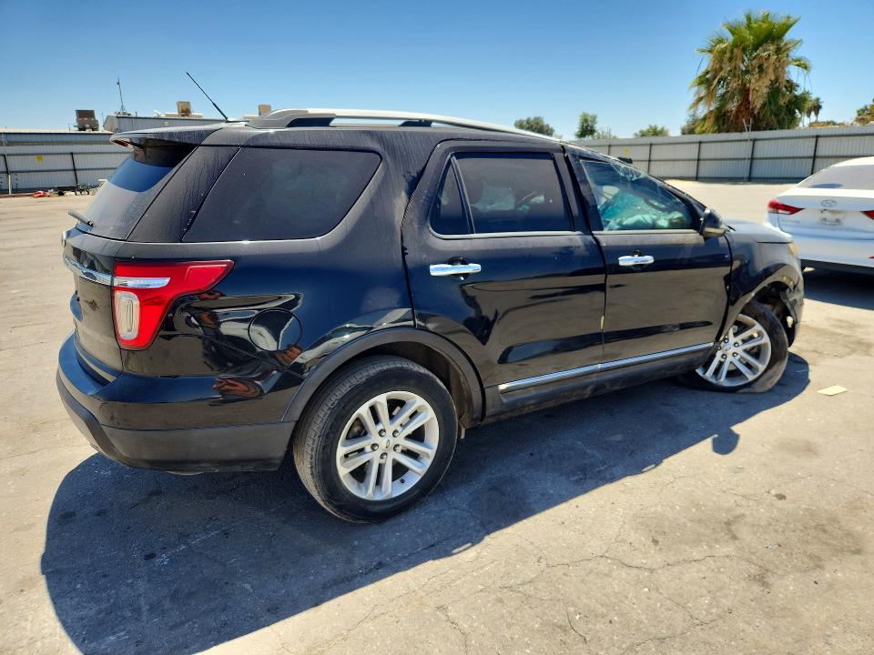 Photo 3 from auction – 2013 FORD EXPLORER with VIN 1FM5K7D86DGB16496