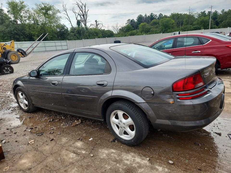 Photo 2 from auction – 2004 DODGE STRATUS with VIN 1B3AL46X34N203319