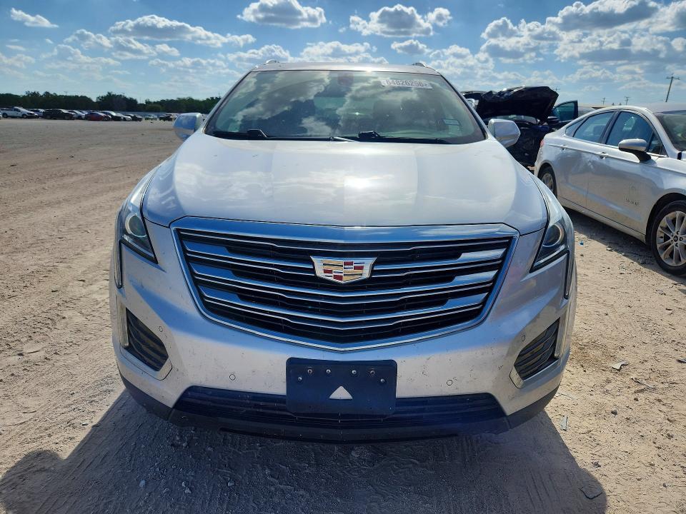 Photo 5 from auction – 2017 CADILLAC XT5 with VIN 1GYKNBRS2HZ177256