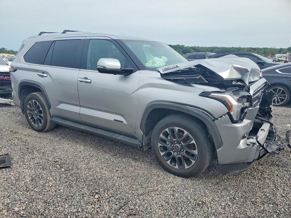 Photo 4 from auction – 2024 TOYOTA SEQUOIA with VIN 7SVAAABAXRX046863