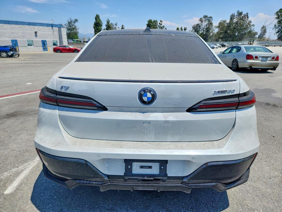 Photo 6 from auction – 2024 BMW I7 with VIN WBY53EJ05RCN94720