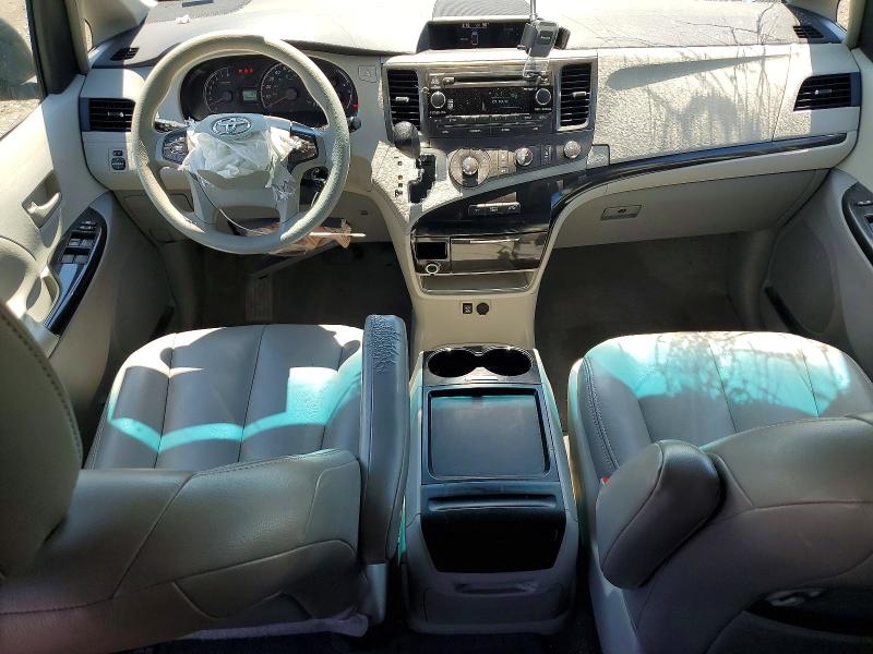 Photo 8 from auction – 2011 TOYOTA SIENNA with VIN 5TDKK3DC3BS083769