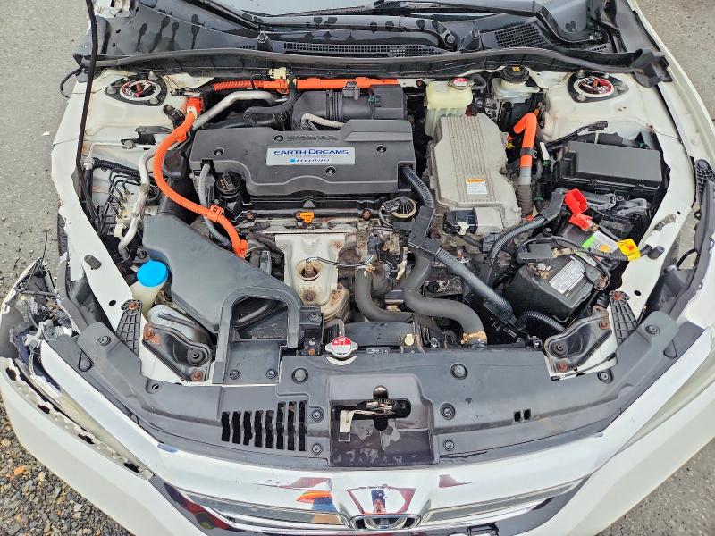 Photo 11 from auction – 2017 HONDA ACCORD with VIN JHMCR6F38HC012770