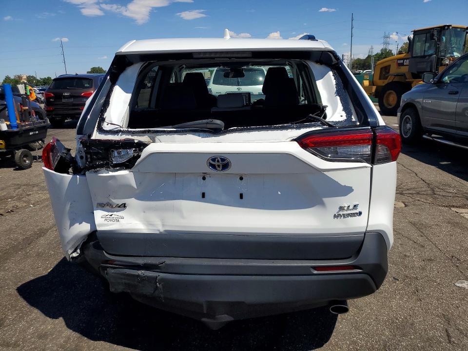 Photo 6 from auction – 2022 TOYOTA RAV4 with VIN 4T3RWRFV8NU068742