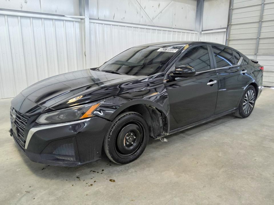 NISSAN ALTIMA 2023 with VIN 1N4BL4DV1PN360412 - Photo from auction