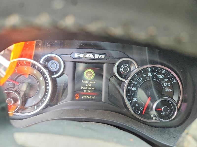 Снимка 9 от търг – 2019 RAM 1500 с VIN 1C6RREFT2KN812571