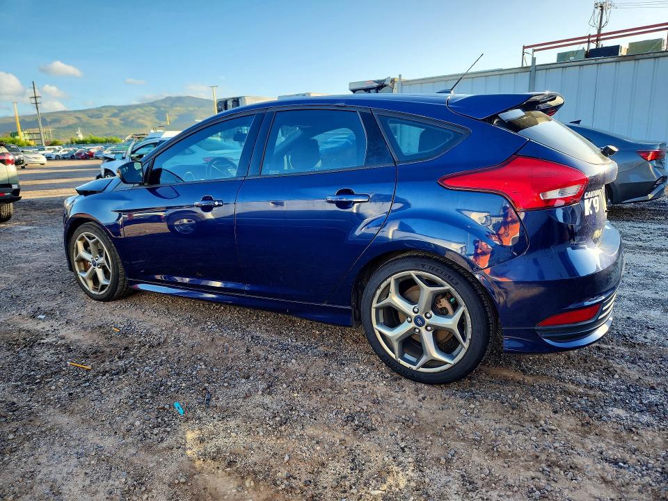 Photo 2 from auction – 2017 FORD FOCUS with VIN 1FADP3L90HL319665