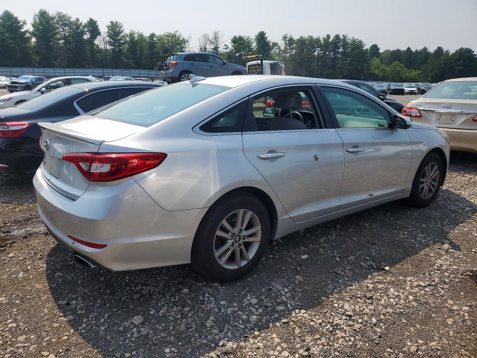 Photo 3 from auction – 2016 HYUNDAI SONATA with VIN 5NPE24AF6GH319538