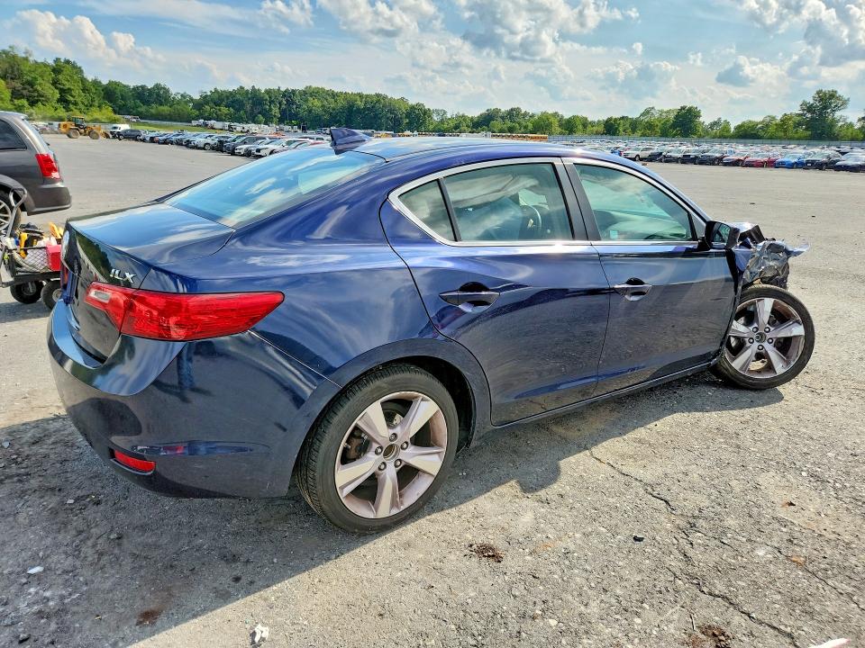 Photo 3 from auction – 2014 ACURA ILX with VIN 19VDE1F36EE002157