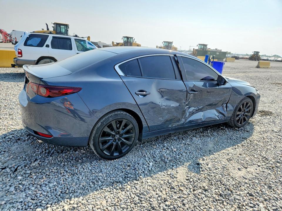 Photo 3 from auction – 2023 MAZDA 3 with VIN 3MZBPACM7PM368267