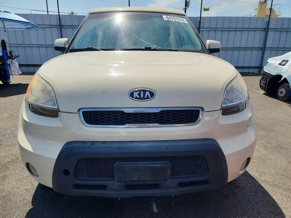 Photo 5 from auction – 2010 KIA SOUL with VIN KNDJT2A28A7049589