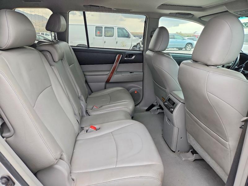 Zdjęcie 10 z aukcji – 2010 TOYOTA HIGHLANDER z VIN 5TDDK3EH1AS001670