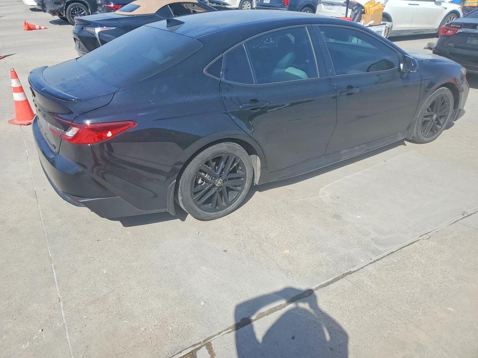 Photo 3 from auction – 2025 TOYOTA CAMRY with VIN 4T1DAACK4SU547183