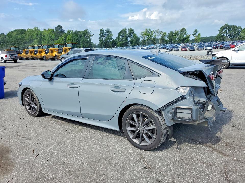 Photo 2 from auction – 2025 HONDA CIVIC with VIN 2HGFE2F55SH572580