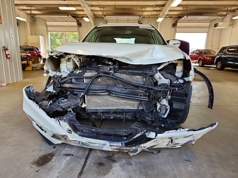 Photo 5 from auction – 2017 NISSAN ROGUE with VIN 5N1AT2MV2HC832166