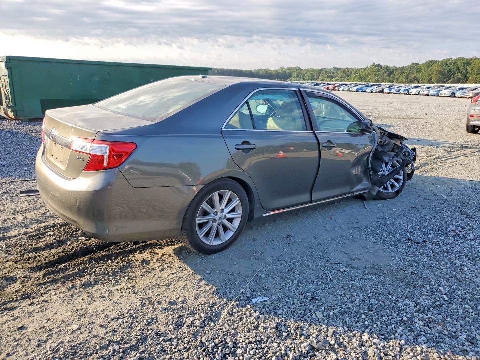 Photo 3 from auction – 2014 TOYOTA CAMRY with VIN 4T1BF1FK1EU765557