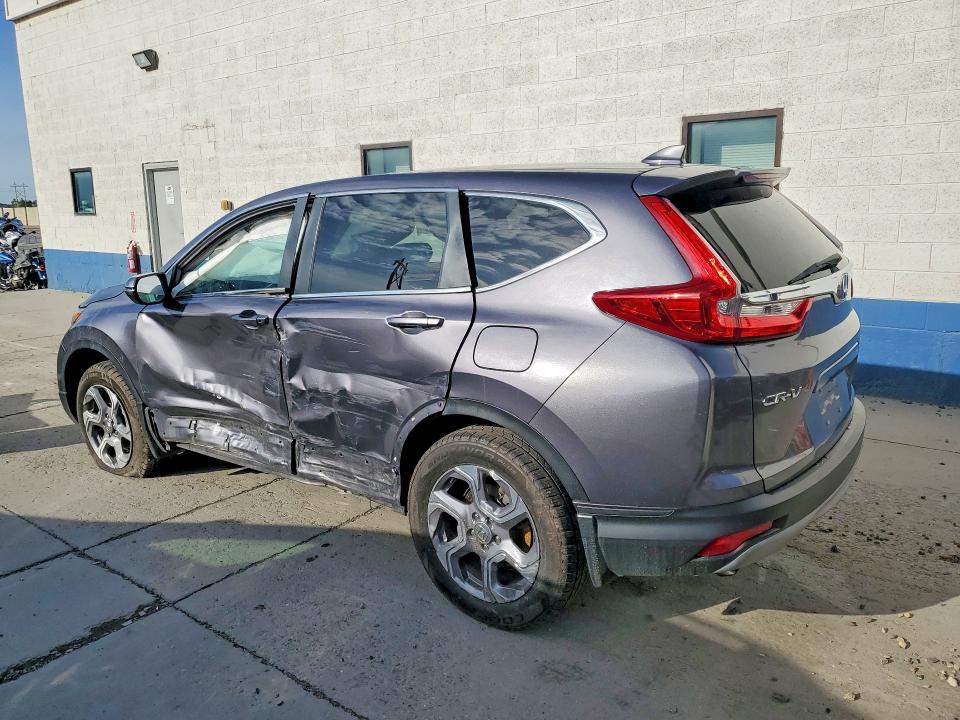 Photo 2 from auction – 2019 HONDA CR-V with VIN 7FARW2H80KE054676