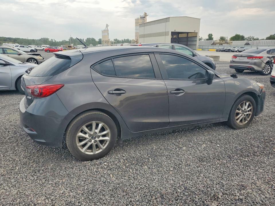 Снимка 3 от търг – 2017 MAZDA 3 с VIN 3MZBN1K76HM112818