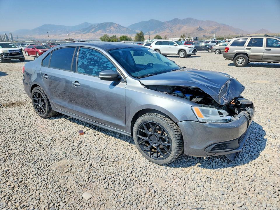 Zdjęcie 4 z aukcji – 2012 VOLKSWAGEN JETTA z VIN 3VW3L7AJXCM411232
