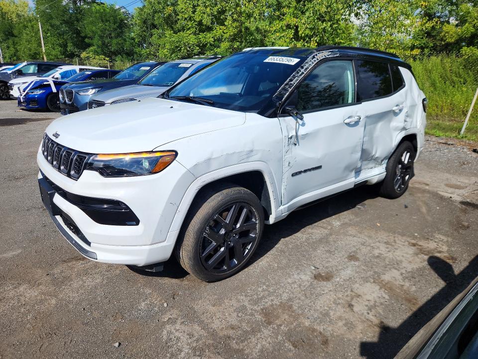 JEEP COMPASS 2025 مع رقم تعريف المركبة 3C4NJDCN4ST569134 - صورة من المزاد