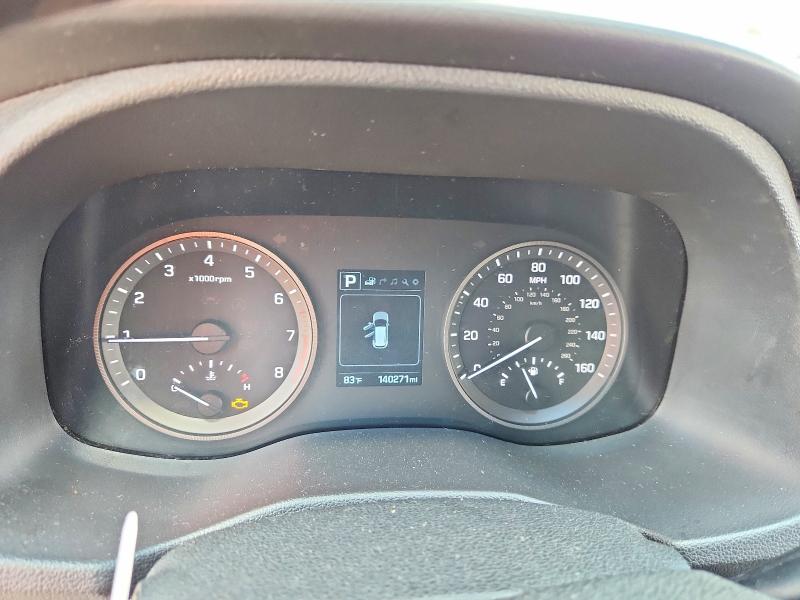 Photo 9 from auction – 2016 HYUNDAI TUCSON with VIN KM8J33A23GU186726