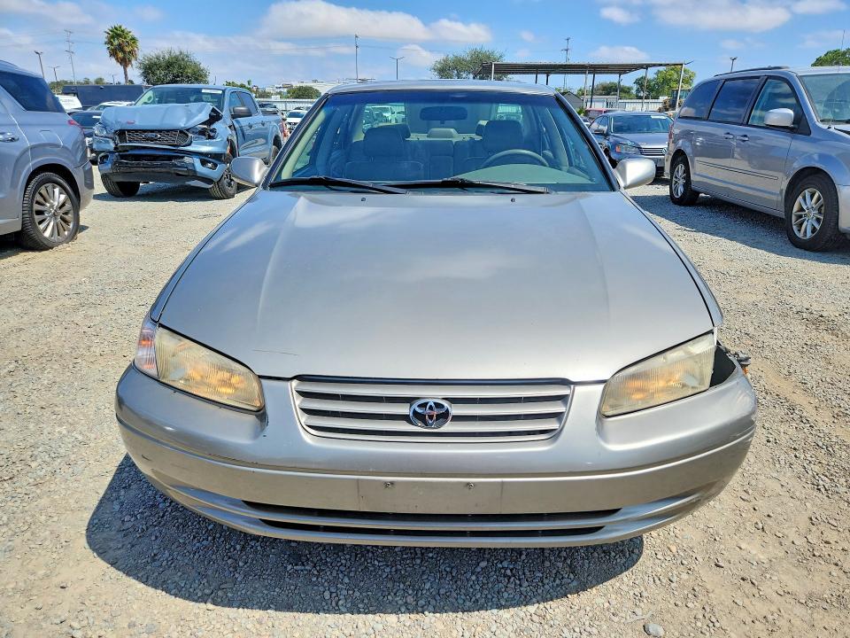 Photo 5 from auction – 1999 TOYOTA CAMRY with VIN JT2BF28K4X0200360
