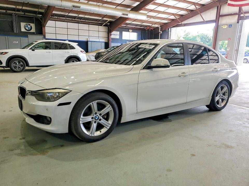 BMW 328 2015 with VIN WBA3A5C51FF608949 - Photo from auction