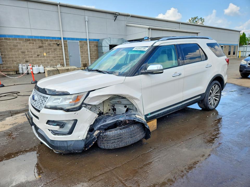 FORD EXPLORER 2017 with VIN 1FM5K8HT4HGC01718 - Photo from auction