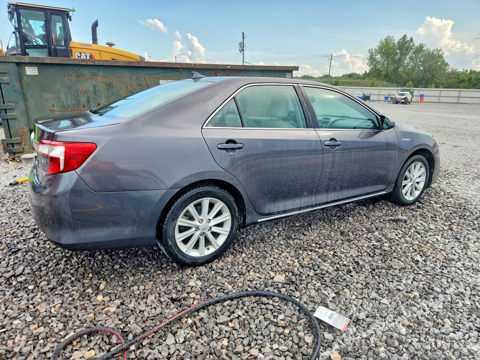 Photo 3 from auction – 2013 TOYOTA CAMRY HYBRID with VIN 4T1BD1FKXDU065492