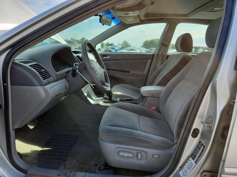 Photo 7 from auction – 2005 TOYOTA CAMRY with VIN 4T1BE32K95U508487