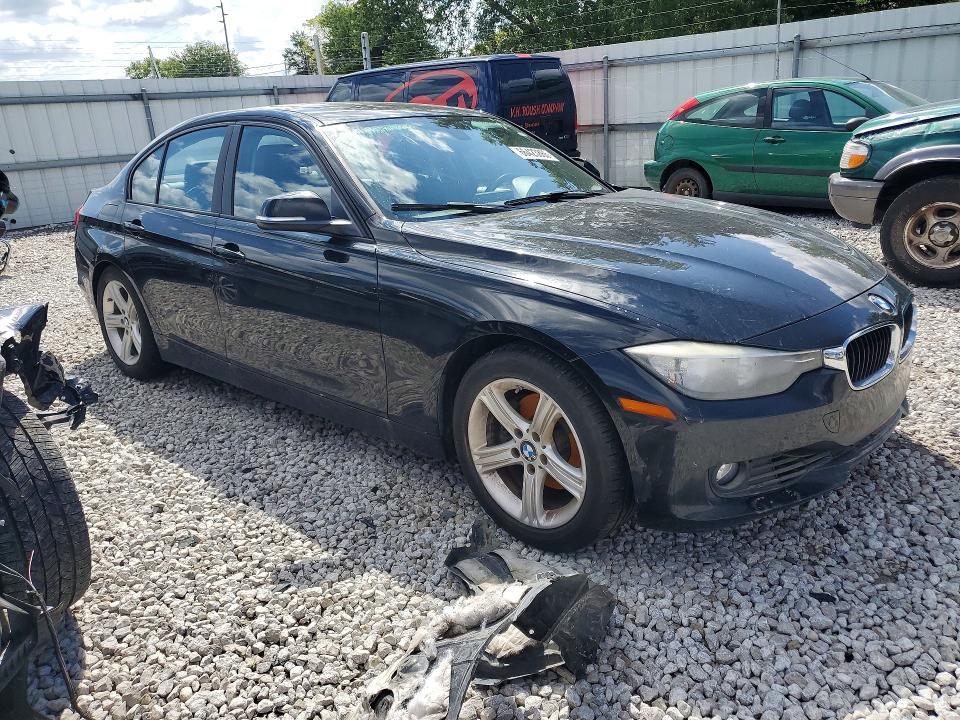 Photo 4 from auction – 2015 BMW 328 with VIN WBA3B3C59FJ984975