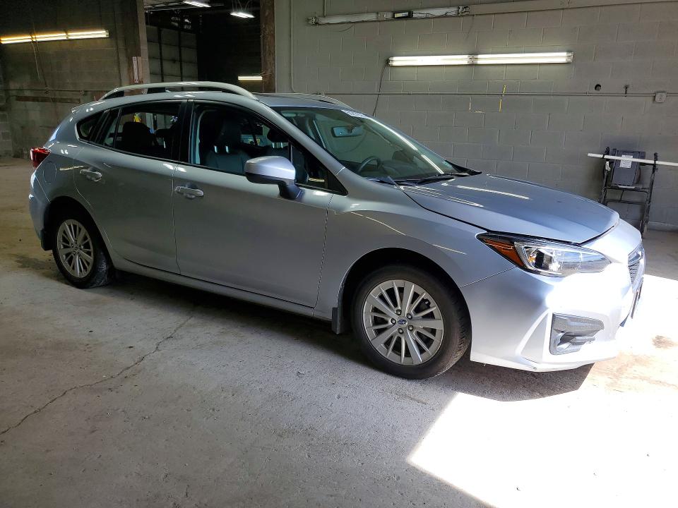 Photo 4 from auction – 2017 SUBARU IMPREZA with VIN 4S3GTAB69H3700879