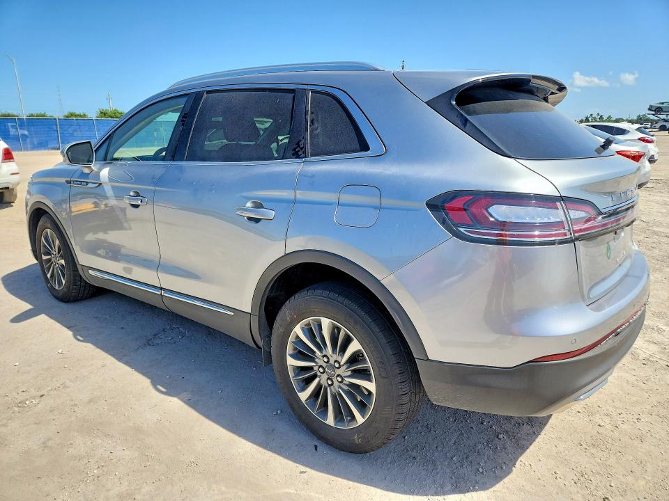Foto 2 de la subasta – 2023 LINCOLN NAUTILUS con VIN 2LMPJ8J97PBL27673