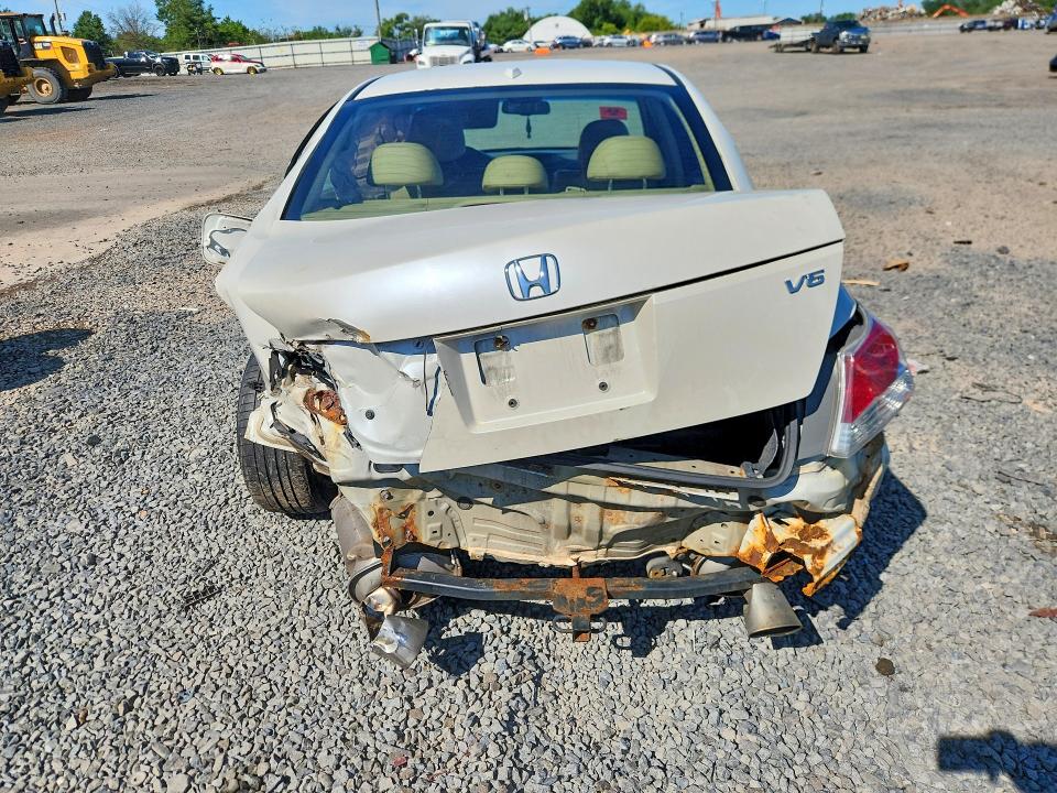 Photo 6 from auction – 2010 HONDA ACCORD with VIN 1HGCP3F83AA009473